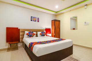 FabExpress Broholic Suites - Nr JNTU - Jawaharlal Nehru Technological University - Hyderabad - 5