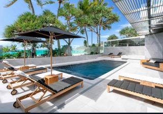 18OB Absolute Beachfront - Noosa Main Beach - Noosa Heads - 2