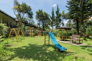Urbanview Hotel Griya Astoeti 2 Cisarua Puncak - 7