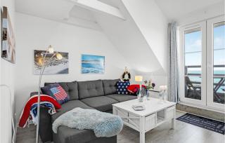 Gorgeous Apartment In Allinge With Wifi - 9