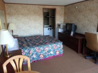 Travelodge by Wyndham Monroe - Monroe - 8