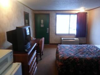 Travelodge by Wyndham Monroe - Monroe - 6