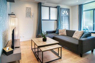 ONLOC - Proche Halles Appart - 2 chbres - Parking - 5