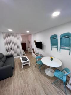 GATU Villa Paraguay , Preferente mayores 25 años y familias - Cadice - 0
