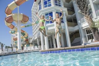 Crown Reef Beach Resort and Waterpark - Myrtle Beach - 0