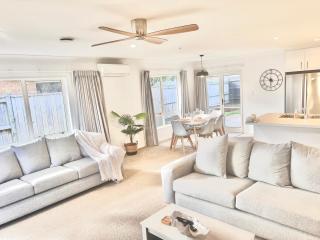 Home In On Family - 400m from Papamoa Beach - Papamoa - 0