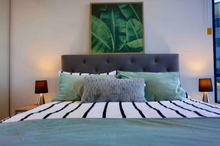 New modern apt + gym+ pool - 5