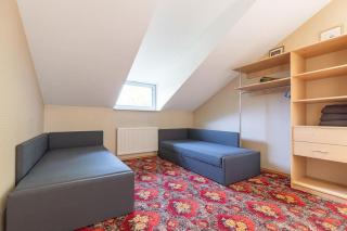 New House, Private Garden & Parking City Center - 2