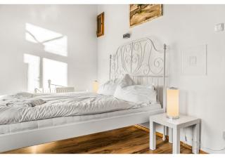 Welcoming 2BR Apt. Near Danube & Millenium Tower - Vienna - 1