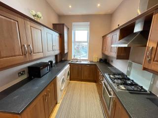 The Beach Front Apartment, Amazing Frontline Sea Views - 5