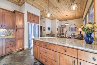 Shuttle to Ski Resort Northstar Home! - Truckee - 2