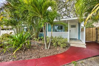Indian Rocks Beach Retreat, Walk to Beaches! - Clearwater Beach - 0