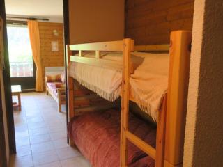 Appart spacieux à Châtel avec parking - 4 pers, balcon, TV, cuisine équipée - FR-1-198-112 - Châtel - 4