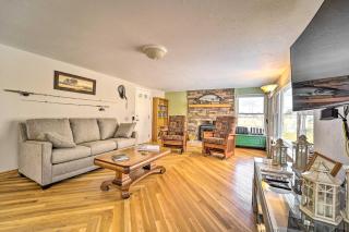 Dolores Ranch Cabin with Hot Tub and 1-Acre Yard! - Dolores - 5