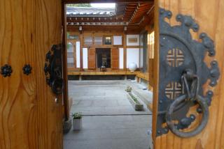 Renewal Open!!! Entire Place, Traditional Stay Xiwoo , 時雨 시우 한옥독채 - 2
