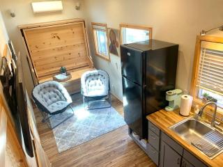Sunshine Tiny Home Near Downtown SLO - San Luis Obispo - 3