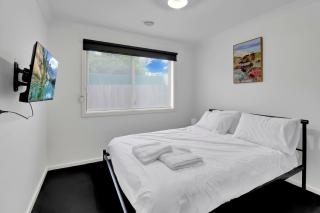 Retreat on Francis I Short and Long Stays - 1