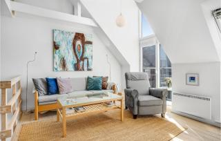 2 Bedroom Awesome Home In Glesborg - Glesborg - 8