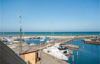 2 Bedroom Awesome Home In Glesborg - Glesborg - 1