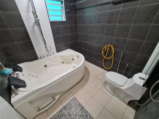 HOMESTAY EPOH MANJOI WITH PRIVATE POOL AND JACUZZI - Ipoh - 7