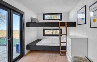 Stunning Home In Hadsund With Wifi - 5
