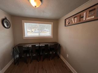 Roomy single bedroom with a huge back yard - Billings - 4