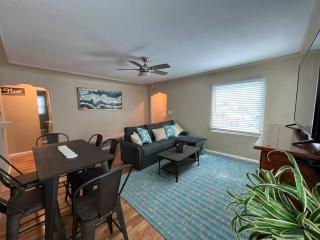 Snug, neighborly home perfect for your small group - Billings - 9
