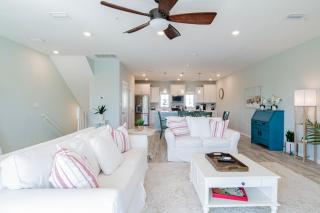 Lost Key 14617 Salt Meadow Dr By Pkrm - Pensacola - 1