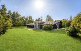 Awesome Home In Grenaa With Sauna - Brøndstrup - 9