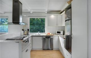 Awesome Home In Grenaa With Sauna - Brøndstrup - 8
