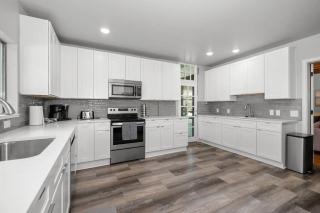 Entire Main level of Beautiful Historic Home - Spokane - 7