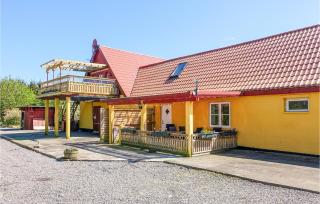 2 Bedroom Pet Friendly Home In Nexø - Neksø - 0