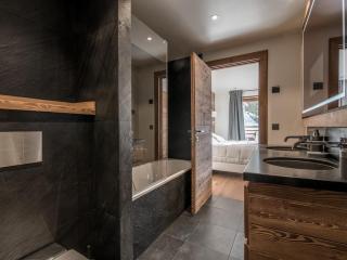 Appartement de Luxe aux Allues : 5 Ch, Skis aux Pieds, Terrasses, Services Premium - FR-1-613-18 - Méribel - 3