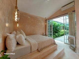 Ocean Star Villa Three Near KuDeTa Beach - Seminyak - 8