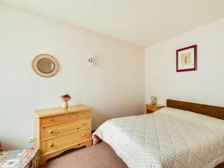 Appartement T2 avec balcon, parking privé, proche du centre et des remontées mécaniques - FR-1-401-92 - Cauterets - 9