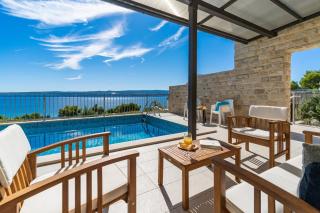 Villa Oslo - luxury place with sea views & heated pool, 300m far from sandy beach - Omiš - 4