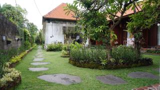 Louto Dmell Guesthouse - Sanur - 5