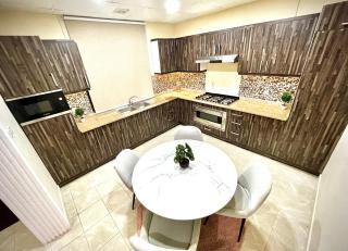 Independent Spacious 3 Bedroom Villa - Dubai - 2