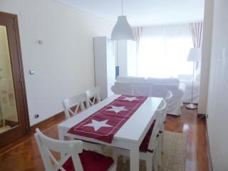 Apartamento luminoso, funcional y amplio en zona hospitalaria - Pamplona - 6