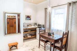 Mabet & Gabriella Guest Rooms - 7