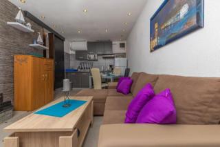 Apartment in Crikvenica with sea view, terrace, air conditioning, WiFi 4628-6 - 1