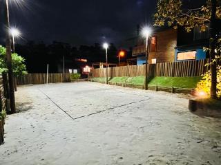 Casa com Banheira, Piscina e Quadra de Areia - Imbituba - 7