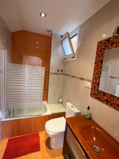 ApartamentosArturo Llanes LaPlaza Atico céntrico - Llanes - 4