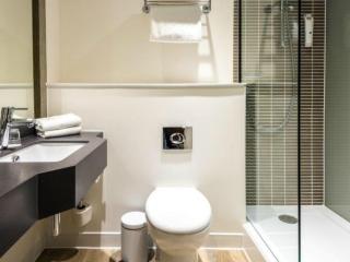 Holiday Inn Swindon by IHG - 5