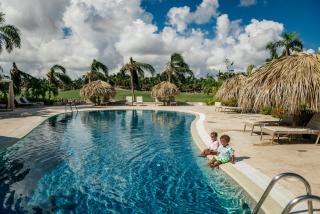 Spacious Iberosta ApartmentSueno - 3BDR Pool, Beach, WiFi - Punta Cana - 4