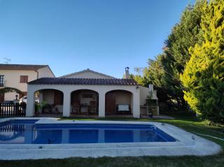 Apartment with private pool and garden - 3