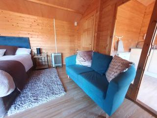 The Cabin @Tenacre - Boston - 8