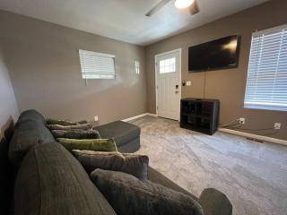 Restful single bedroom getaway - Billings - 1