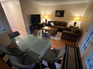The Red Door 2-bedroom townhouse near VT & RU - Radford - 9