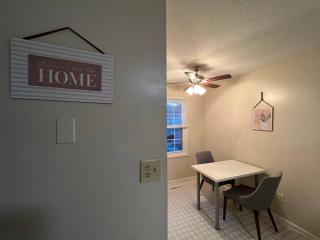 The Red Door 2-bedroom townhouse near VT & RU - Radford - 7